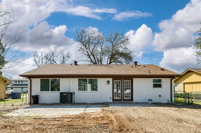 1715 Trade Winds Drive, Dallas, TX 75241