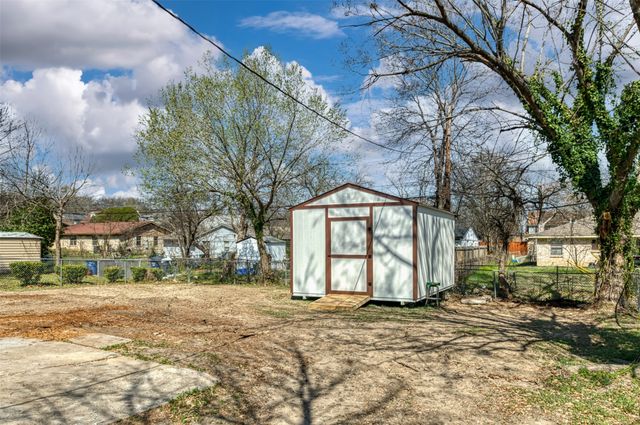 1715 Trade Winds Drive, Dallas, TX 75241