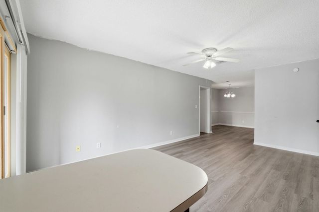 8101 Tippin Avenue O, Pensacola, FL 32514