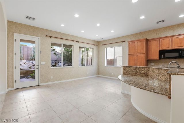 9472 Ojibwa Avenue, Las Vegas, NV 89149