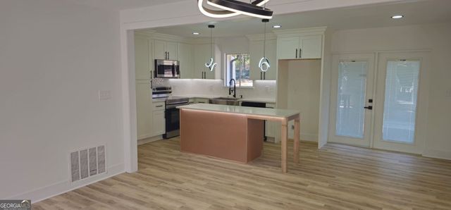 96 Sedgefield Drive, Jonesboro, GA 30236