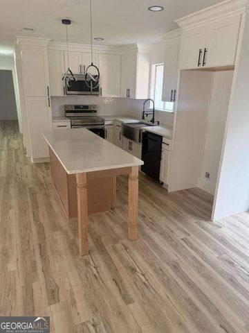 96 Sedgefield Drive, Jonesboro, GA 30236