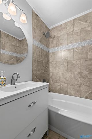 3625 Marymont Drive NW, Huntsville, AL 35810