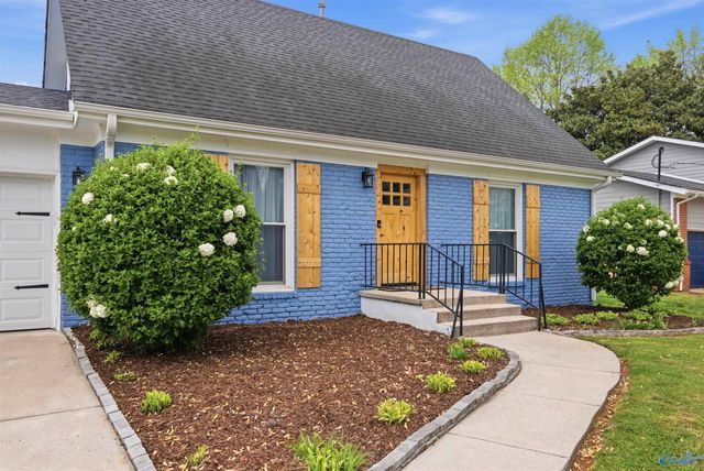 3625 Marymont Drive NW, Huntsville, AL 35810