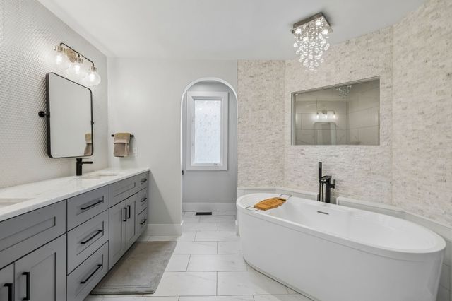 6332 Wildwood Valley Dr, Brentwood, TN 37027