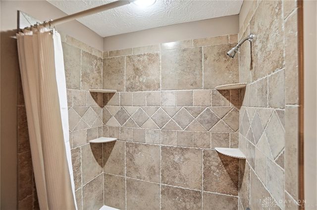 7491 Country Brook Court, Clearcreek Twp, OH 45066