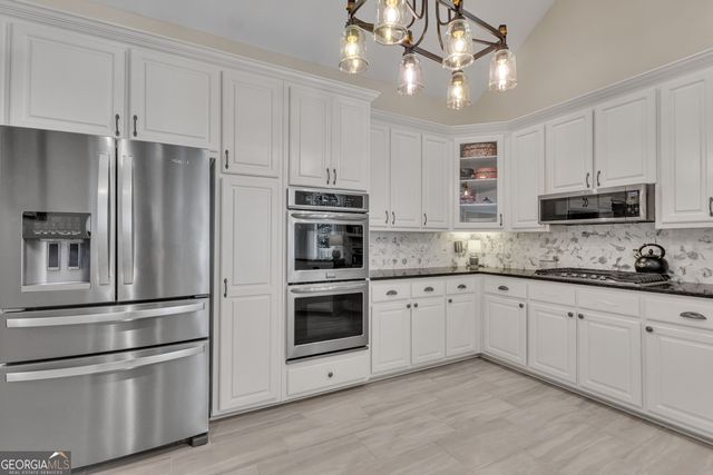 180 Pebble Beach Drive, Fayetteville, GA 30215