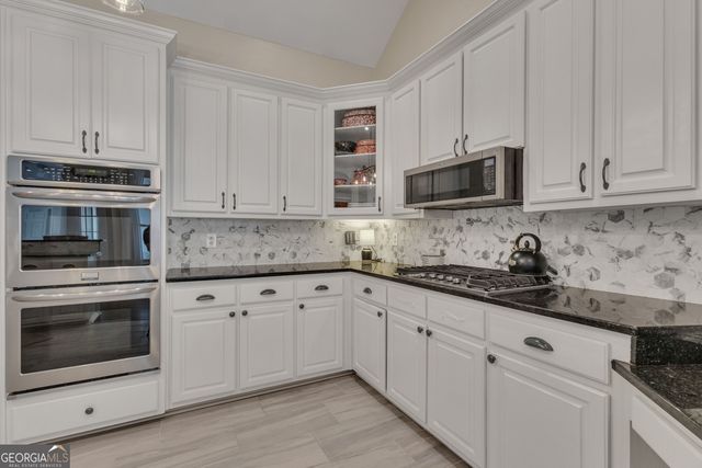 180 Pebble Beach Drive, Fayetteville, GA 30215