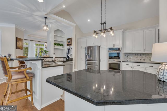 180 Pebble Beach Drive, Fayetteville, GA 30215