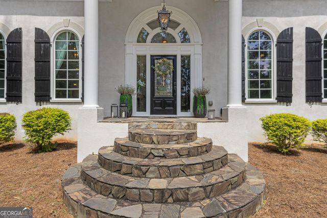180 Pebble Beach Drive, Fayetteville, GA 30215