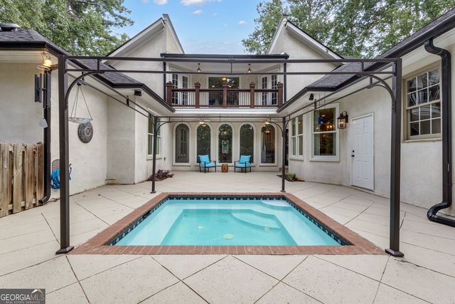 180 Pebble Beach Drive, Fayetteville, GA 30215