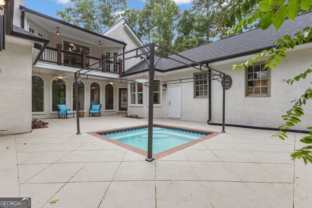 180 Pebble Beach Drive, Fayetteville, GA 30215