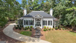 180 Pebble Beach Drive, Fayetteville, GA 30215