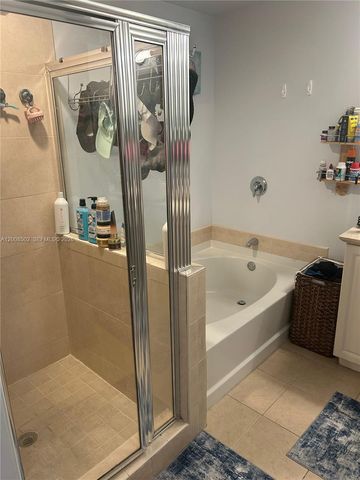 3340 NE 190th St 1407, Aventura, FL 33180