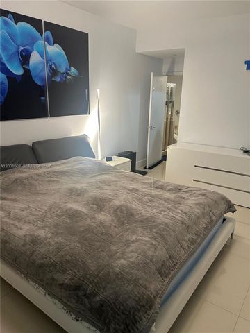 3340 NE 190th St 1407, Aventura, FL 33180