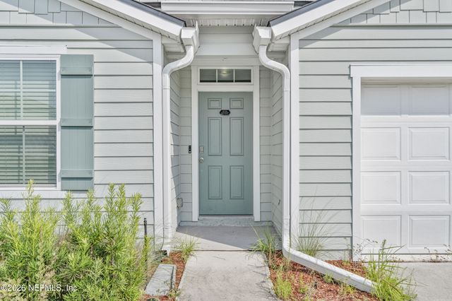 5606 HOLLOW BIRCH Drive, Jacksonville, FL 32219