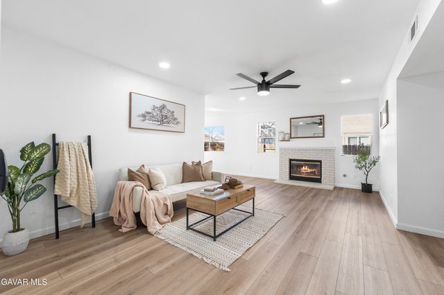 44123 Sundance Court, Lancaster, CA 93535