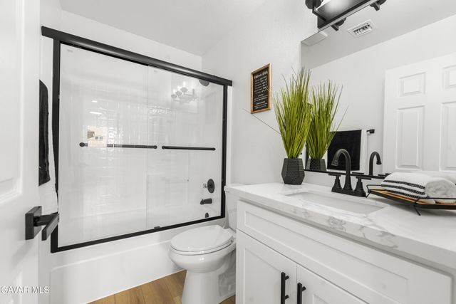 44123 Sundance Court, Lancaster, CA 93535