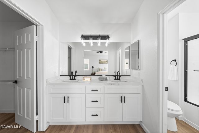 44123 Sundance Court, Lancaster, CA 93535