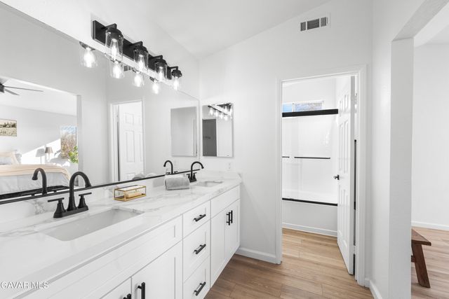 44123 Sundance Court, Lancaster, CA 93535