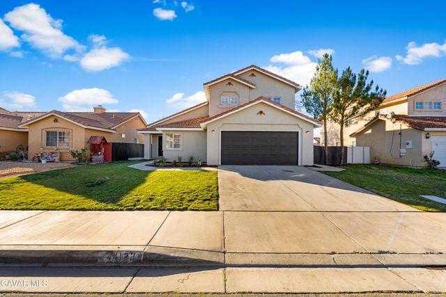 44123 Sundance Court, Lancaster, CA 93535