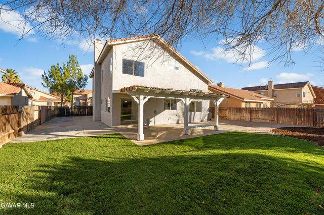 44123 Sundance Court, Lancaster, CA 93535