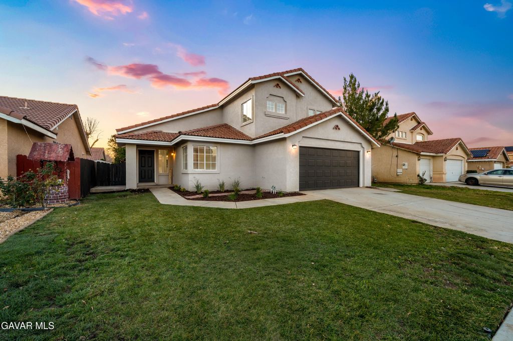44123 Sundance Court, Lancaster, CA 93535