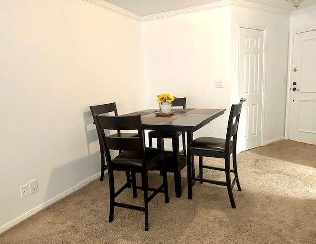 3525 Sage Road 407, Houston, TX 77056