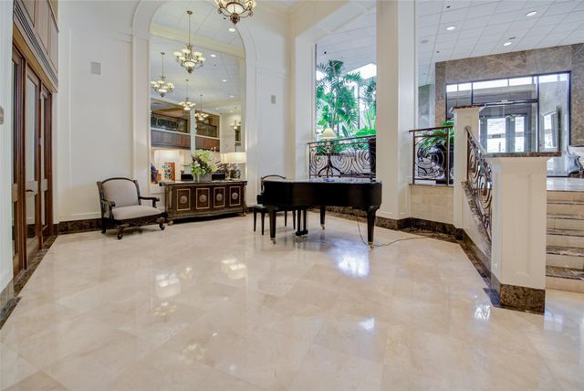 3525 Sage Road 407, Houston, TX 77056