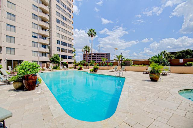 3525 Sage Road 407, Houston, TX 77056