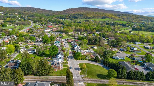 16 N MAPLE AVENUE, Smithsburg, MD 21783
