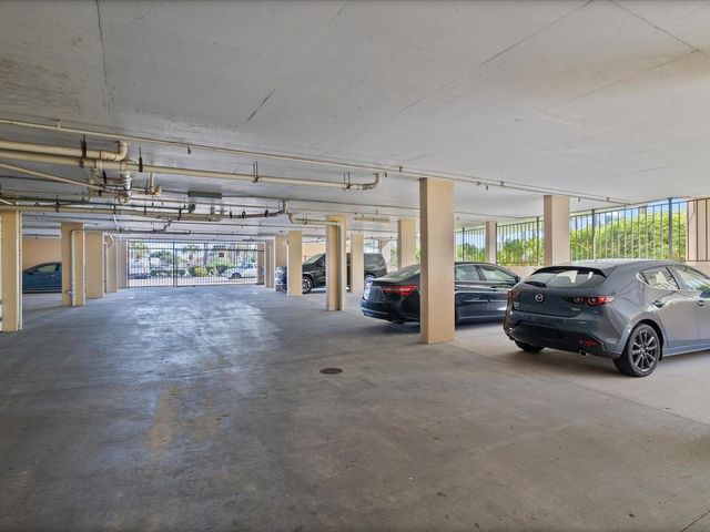 6650 SUNSET WAY 204, St Pete Beach, FL 33706