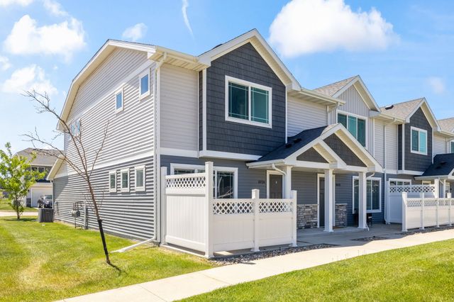 1026 NE 57th Lane, Ankeny, IA 50021