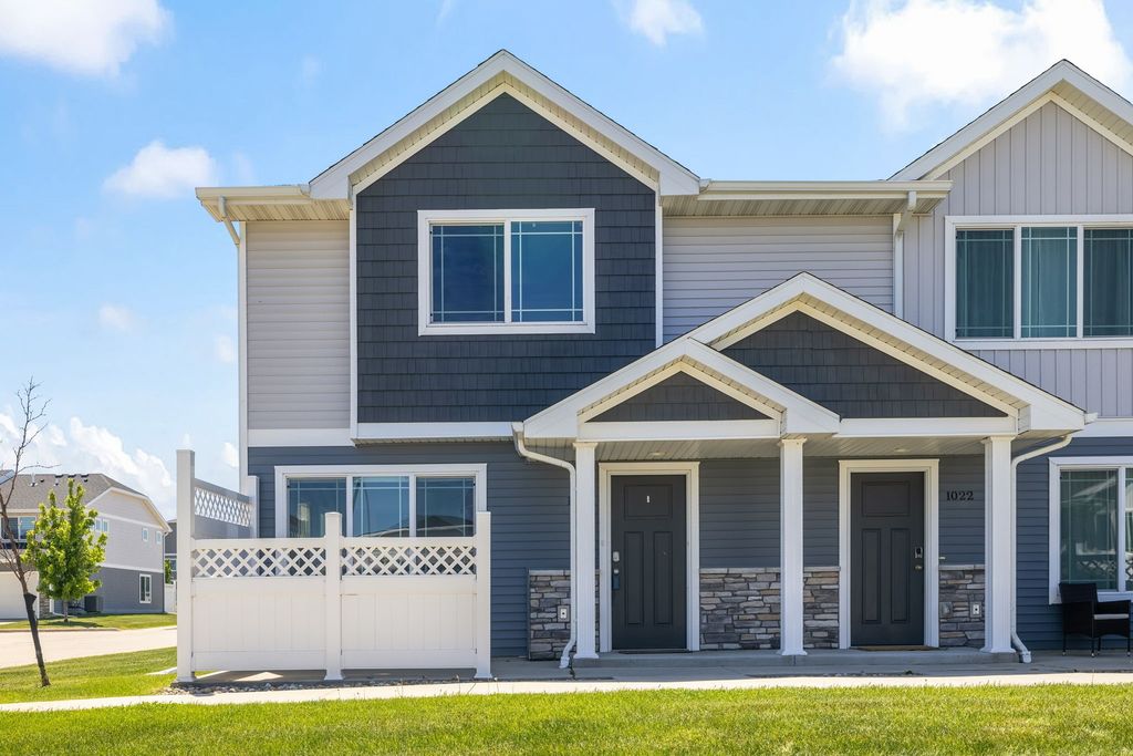1026 NE 57th Lane, Ankeny, IA 50021