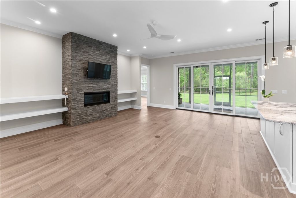 Image 10 of property listing at 4 Frampton Court, Pooler, GA 31322