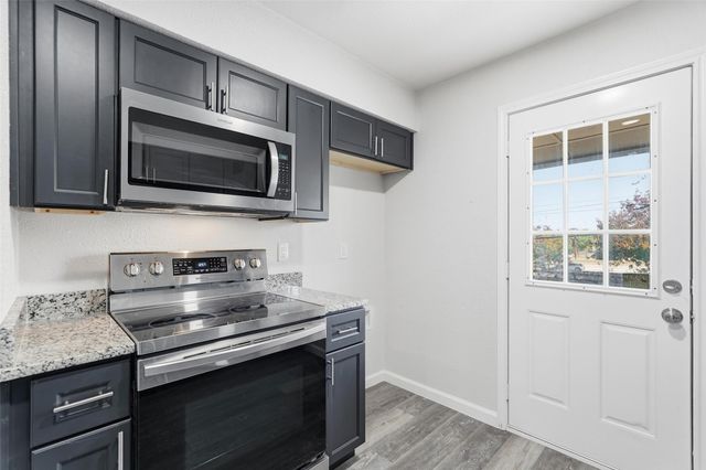 10650 Steppington Drive 236, Dallas, TX 75230