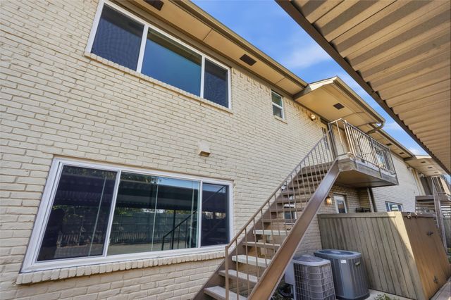 10650 Steppington Drive 236, Dallas, TX 75230