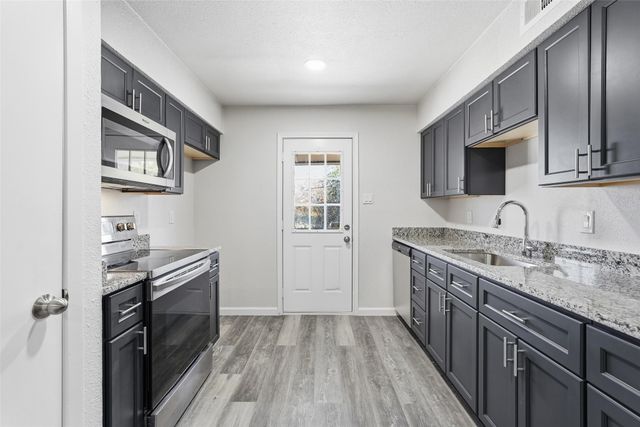 10650 Steppington Drive 236, Dallas, TX 75230