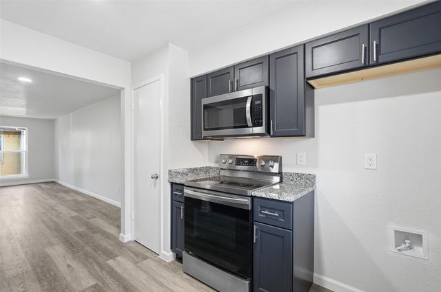 10650 Steppington Drive 236, Dallas, TX 75230