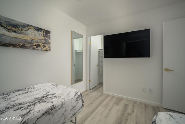 5818 N GRANITE REEF Road, Scottsdale, AZ 85250