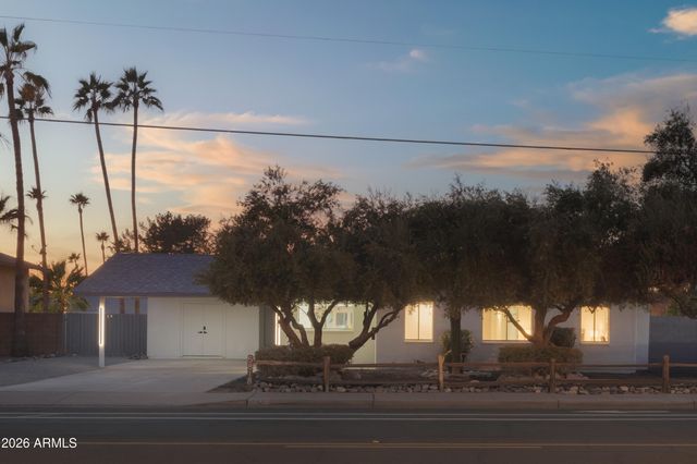5818 N GRANITE REEF Road, Scottsdale, AZ 85250