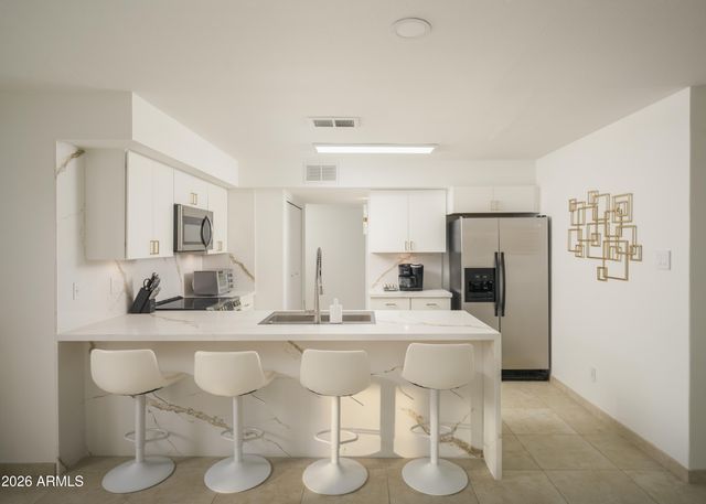 5818 N GRANITE REEF Road, Scottsdale, AZ 85250