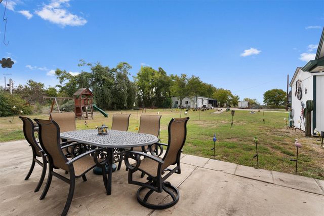16351 Fm 1660, Taylor, TX 76574