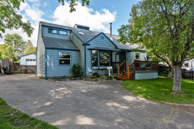 290 Mendocino Dr, Ukiah, CA 95482