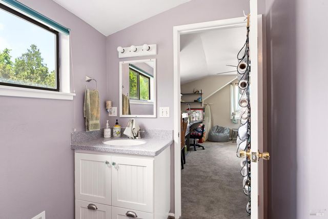 290 Mendocino Dr, Ukiah, CA 95482