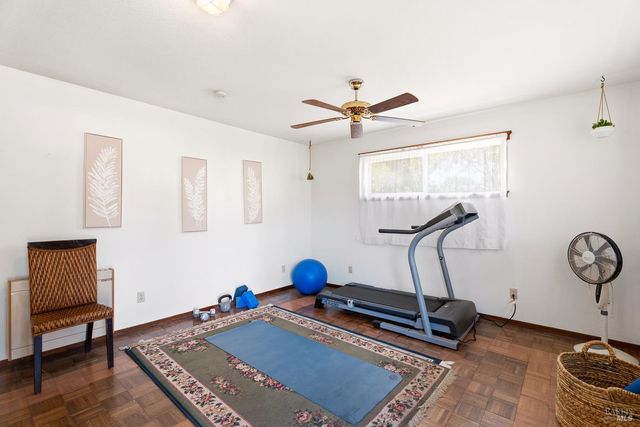 290 Mendocino Dr, Ukiah, CA 95482