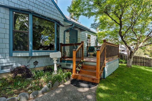 290 Mendocino Dr, Ukiah, CA 95482