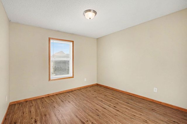 11169 Walnut Lane, Woodbury, MN 55129