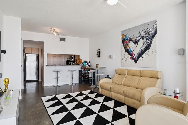 322 E CENTRAL BOULEVARD 1107, Orlando, FL 32801