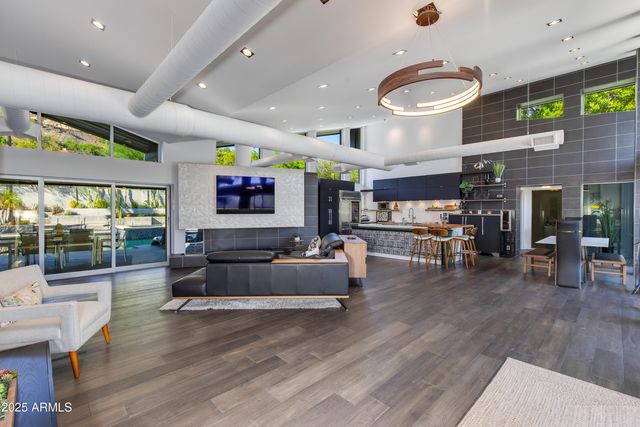 4306 E DESERT CREST Drive, Paradise Valley, AZ 85253